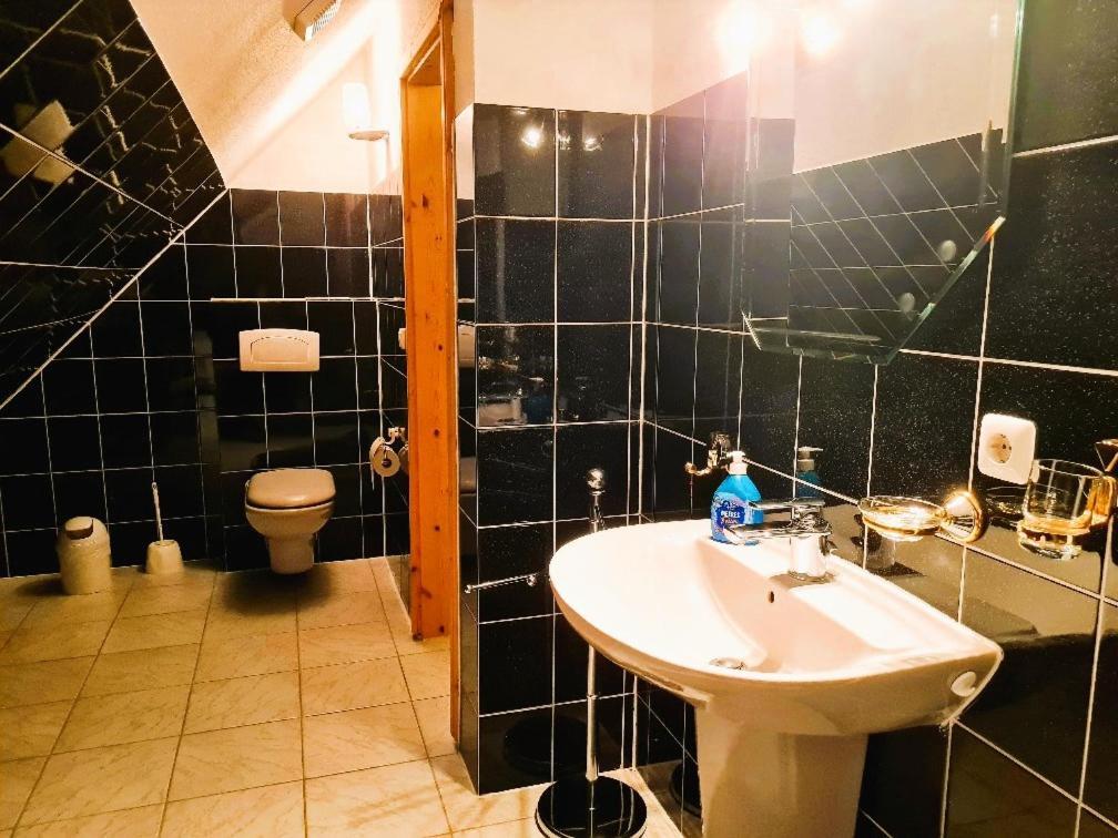 Alte Und Neue Buednerei Apartment Gross Zicker ภายนอก รูปภาพ